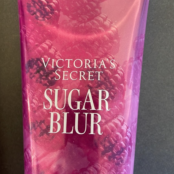 BRAND NEW Victoria’s Secret Lotion - Picture 5 of 13